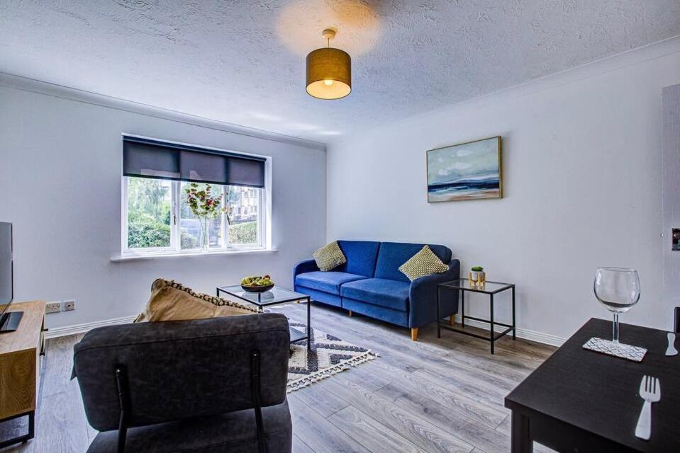 Spacious 2 Bedroom Apartment London Exteriör bild